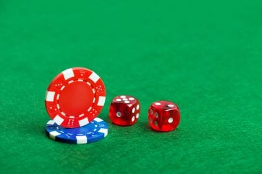 Live roulette table with dealer, spinning wheel, and betting interface on extrawd
